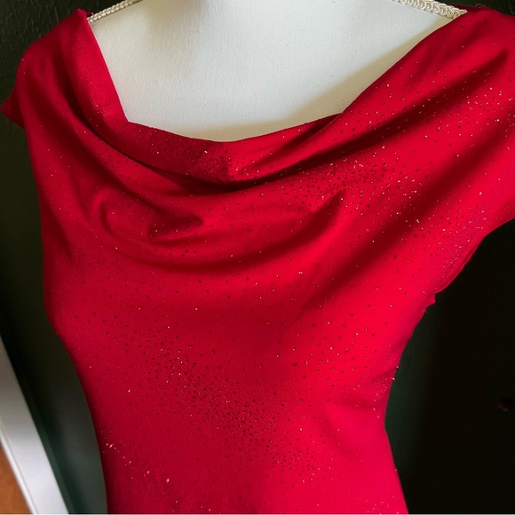 Vintage Y2K Red Asymmetrical Cowl Neck Top - Picture 2 of 7
